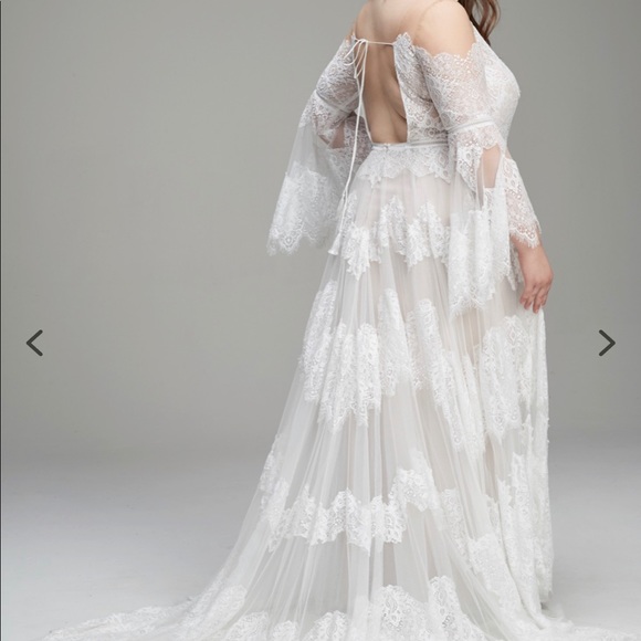 Willowby Watters Marcail Wedding Dress - Picture 4 of 6